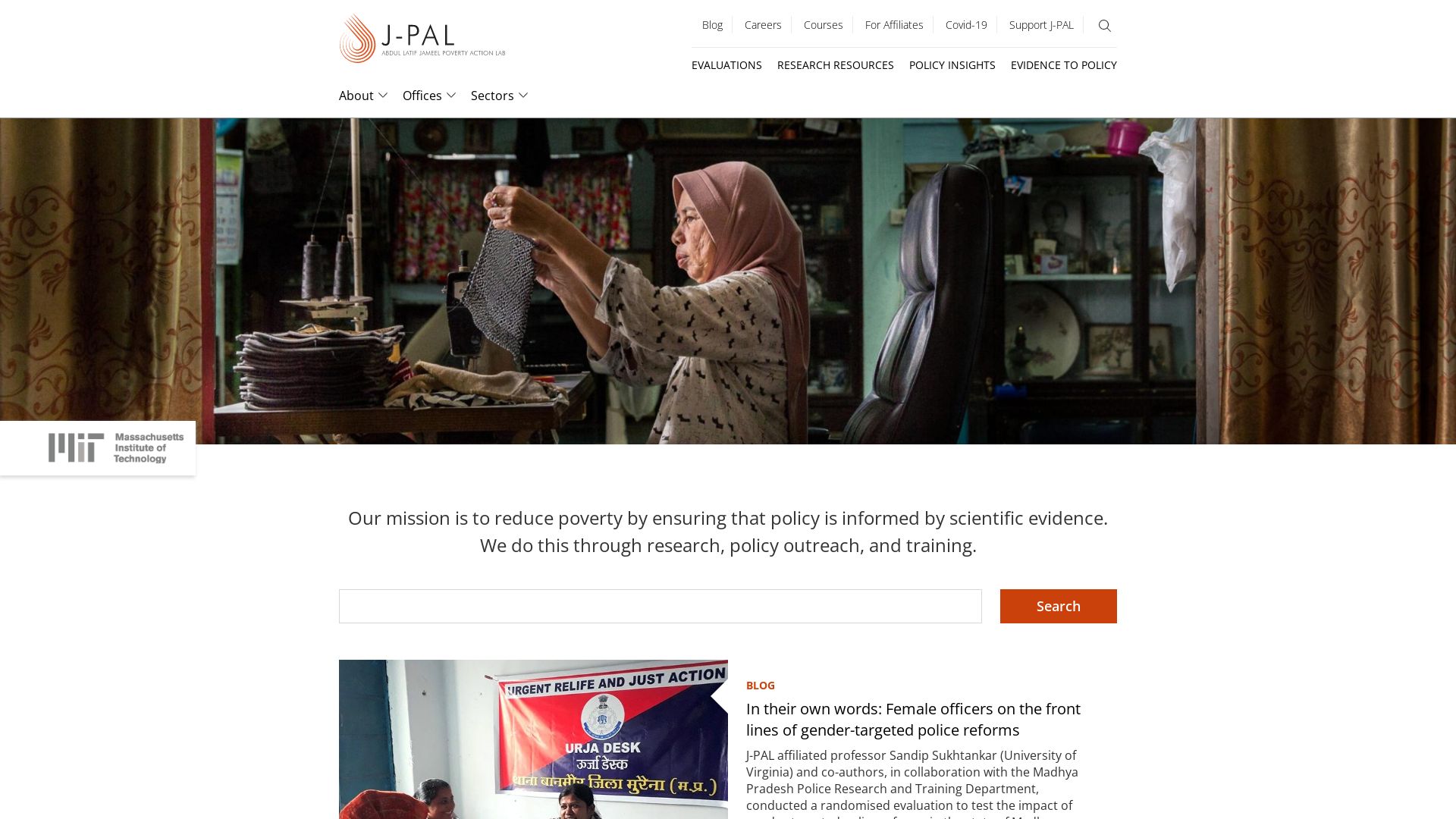 Website status povertyactionlab.org is   ONLINE